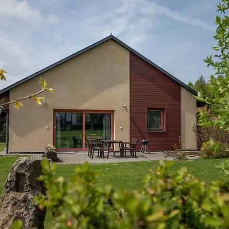 Villa Family House Tisa