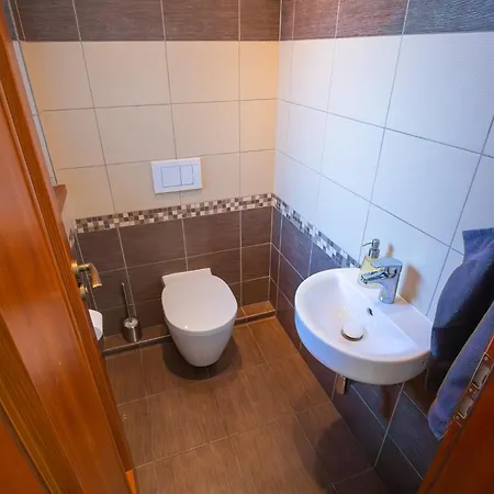 Family House * Tisá